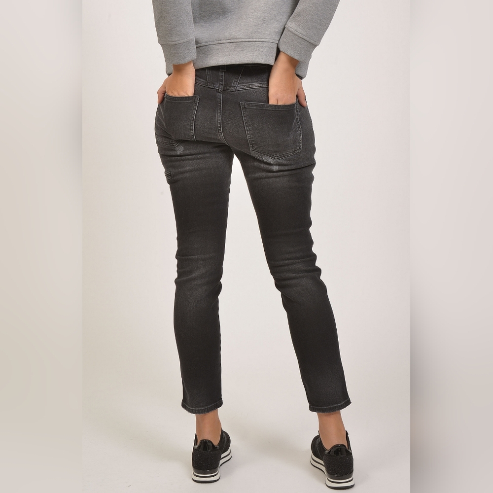 24 Closed Denim‎ Anthropologie Cropped Worker Jeans in Black